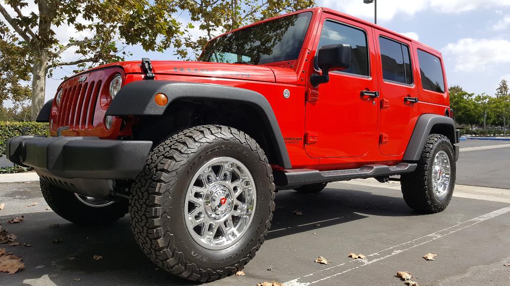  Jeep Wrangler with WORX Wheels 811 Conquest